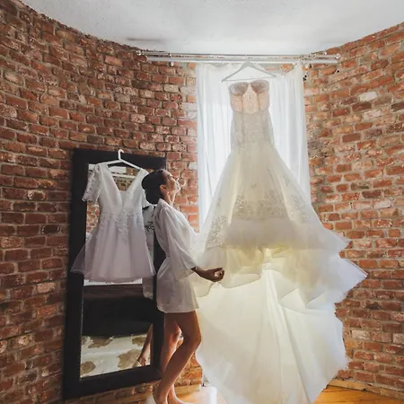 Chateau Copsa Complex Moskowec