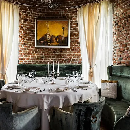 Chateau Copsa комплекс