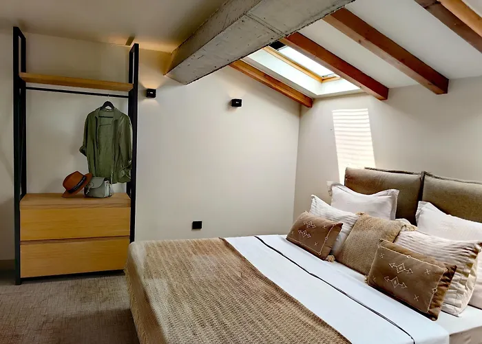 Chateau Copsa Complex